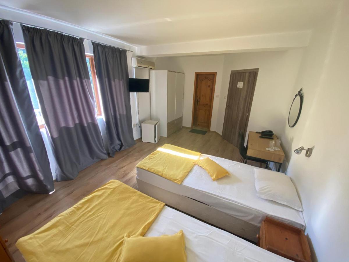 Palma Beach Hotel كرانيفو المظهر الخارجي الصورة